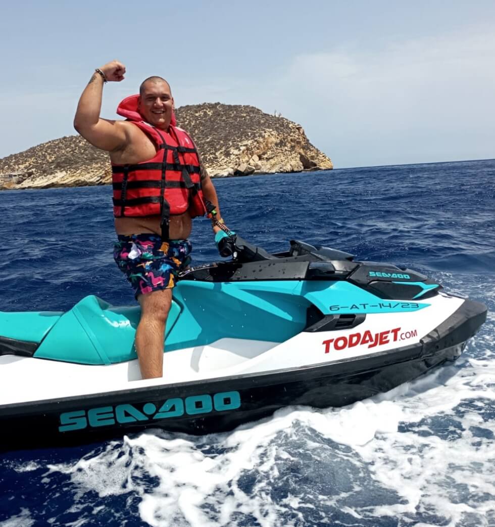 motos de agua benidorm cliente